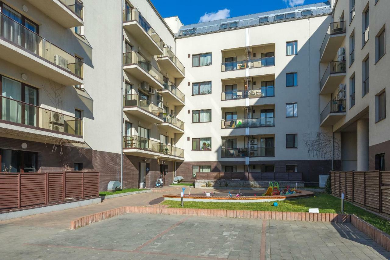 Central Apartment Bukarest Exterior foto